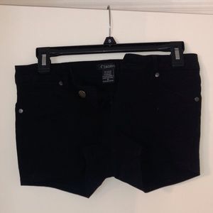 Size M, Black Jean Shorts
